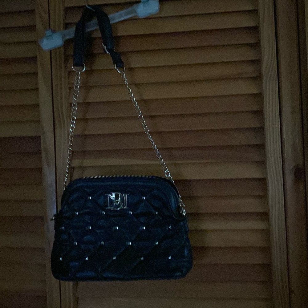 Badgler Mischka  Beautiful cross body bag brand new